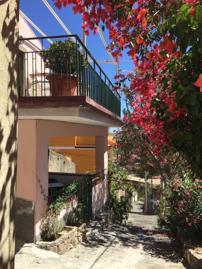 La Casa Del Borgo Cavallaro Gaggi Exterior foto