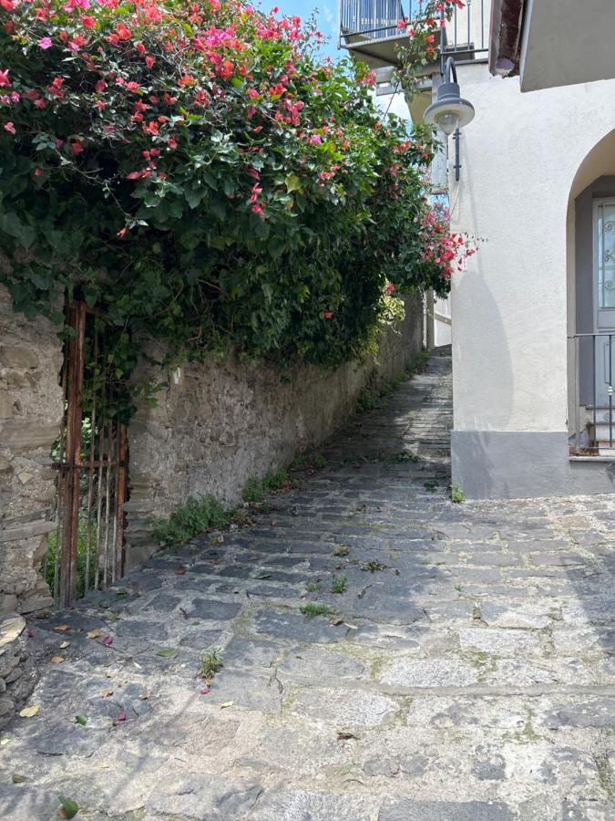 La Casa Del Borgo Cavallaro Gaggi Exterior foto